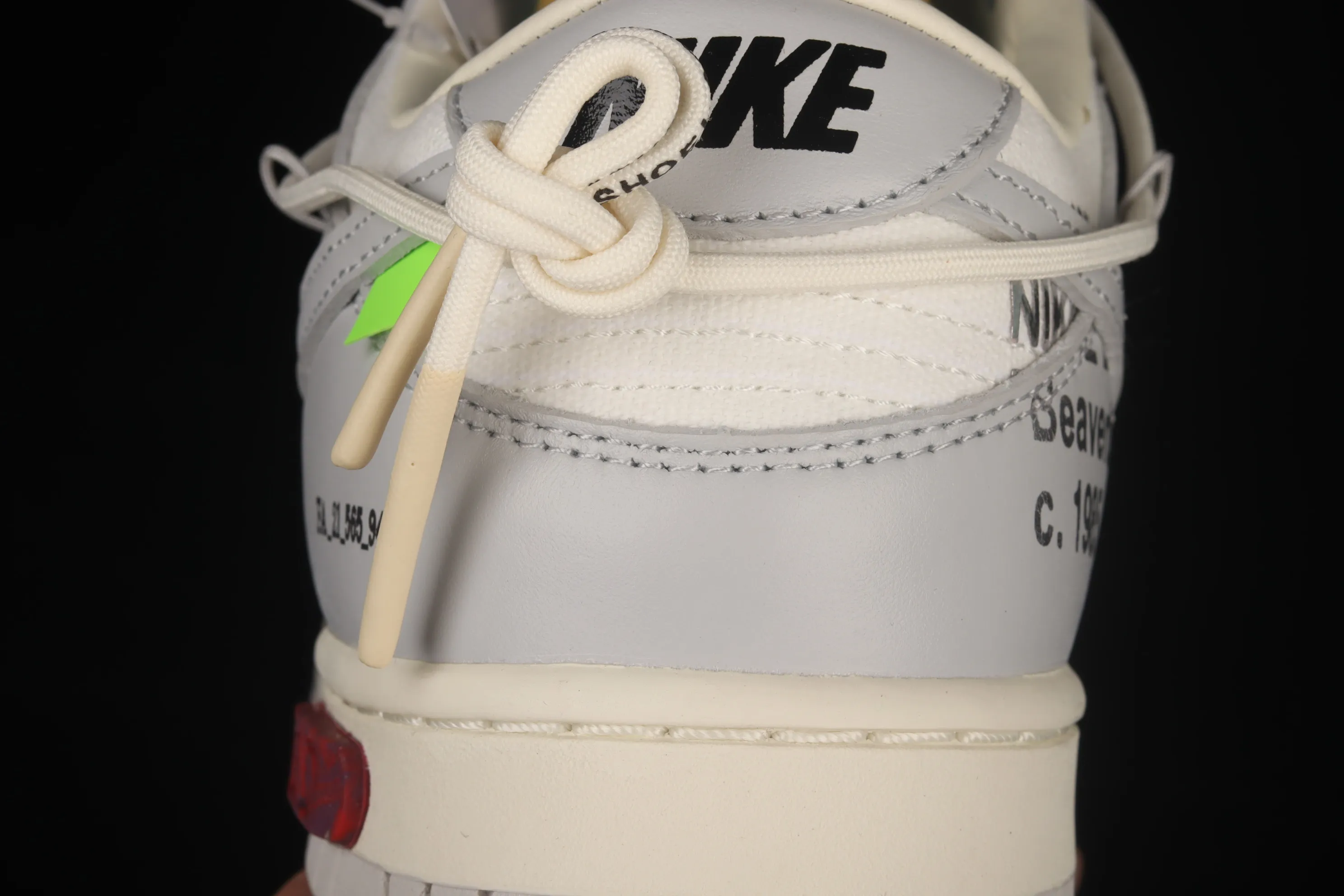 All Categories Nk SB Dunk Series Nk SB Dunk Low Low-top sneakers Pure original version OF x Nk Dunk Low OW Gray SB smashed backboard fashion casual sneakers DM1602-121